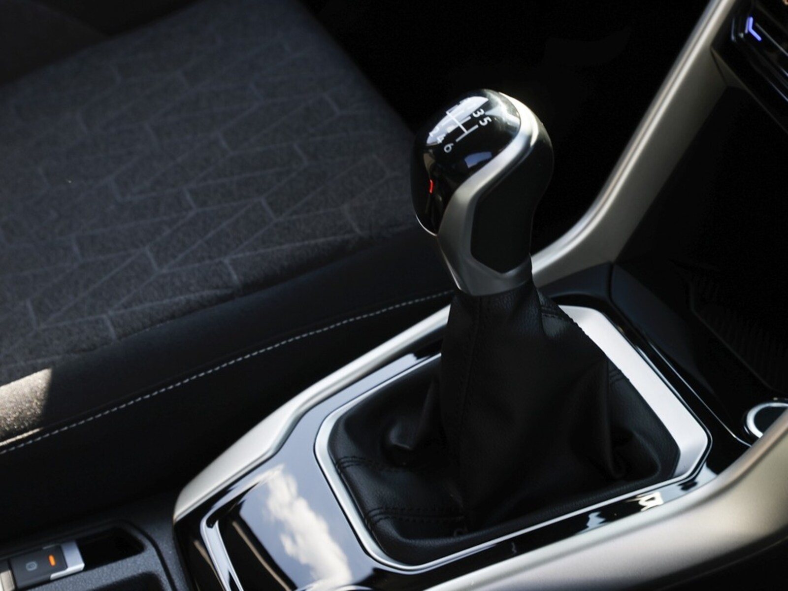 Volkswagen T-Roc – Bild 9