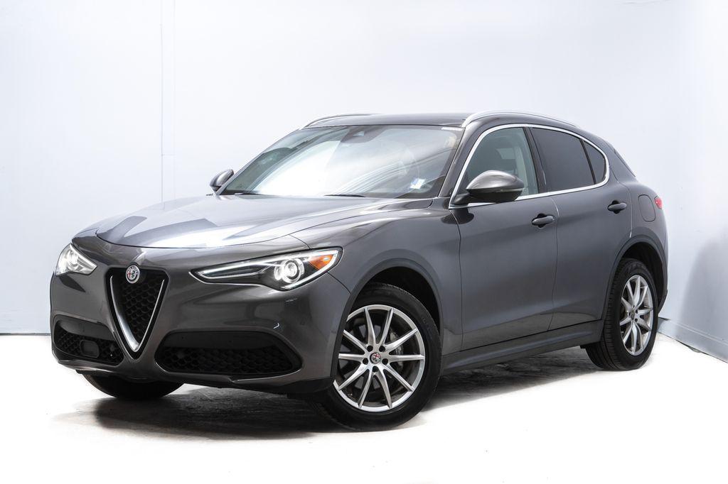 2018 Alfa Romeo Stelvio Ti AWD's photo