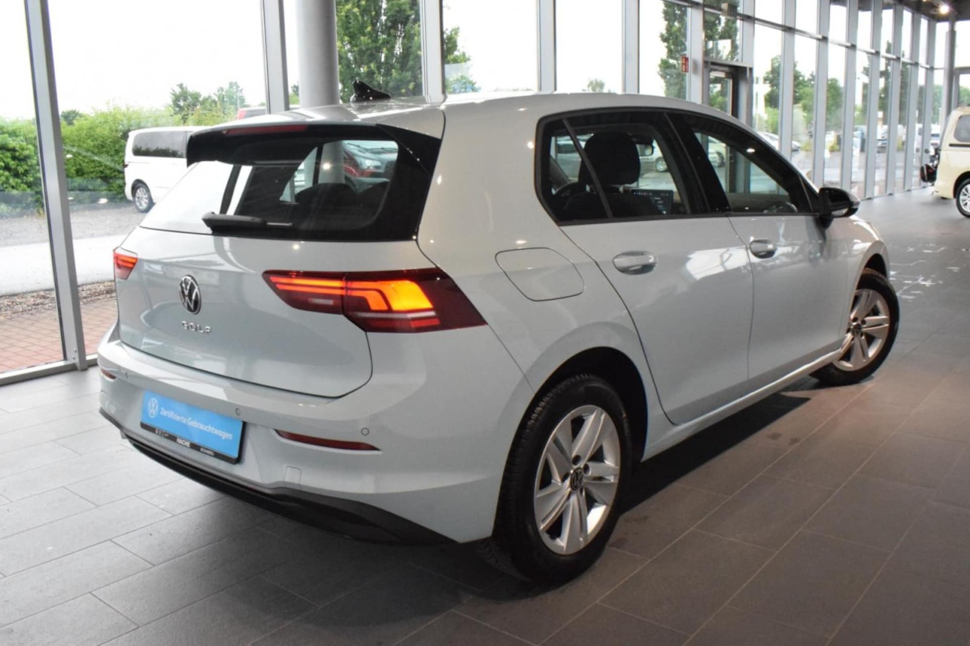 Volkswagen Golf Life