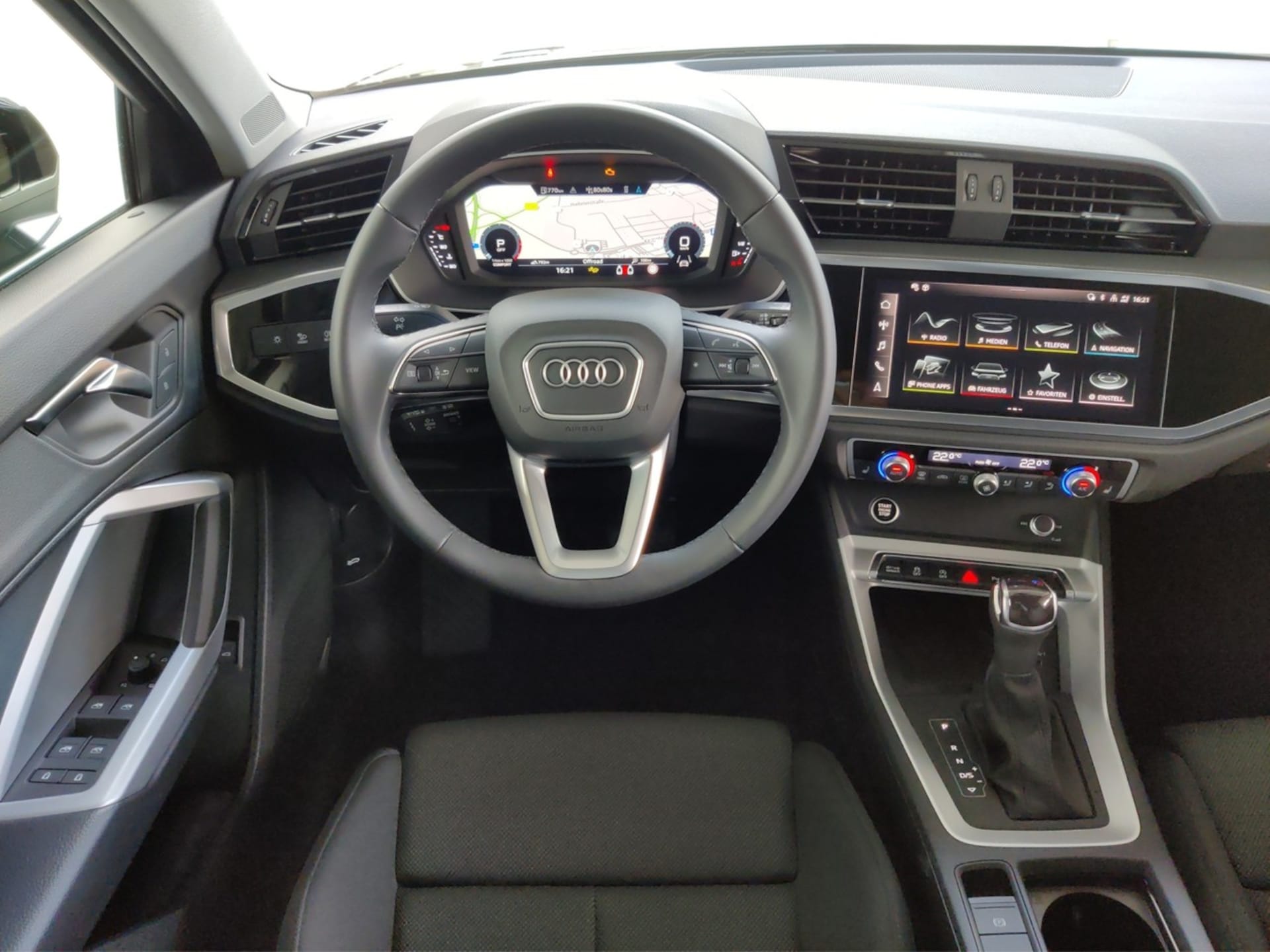 Audi Q3 Sportback S line