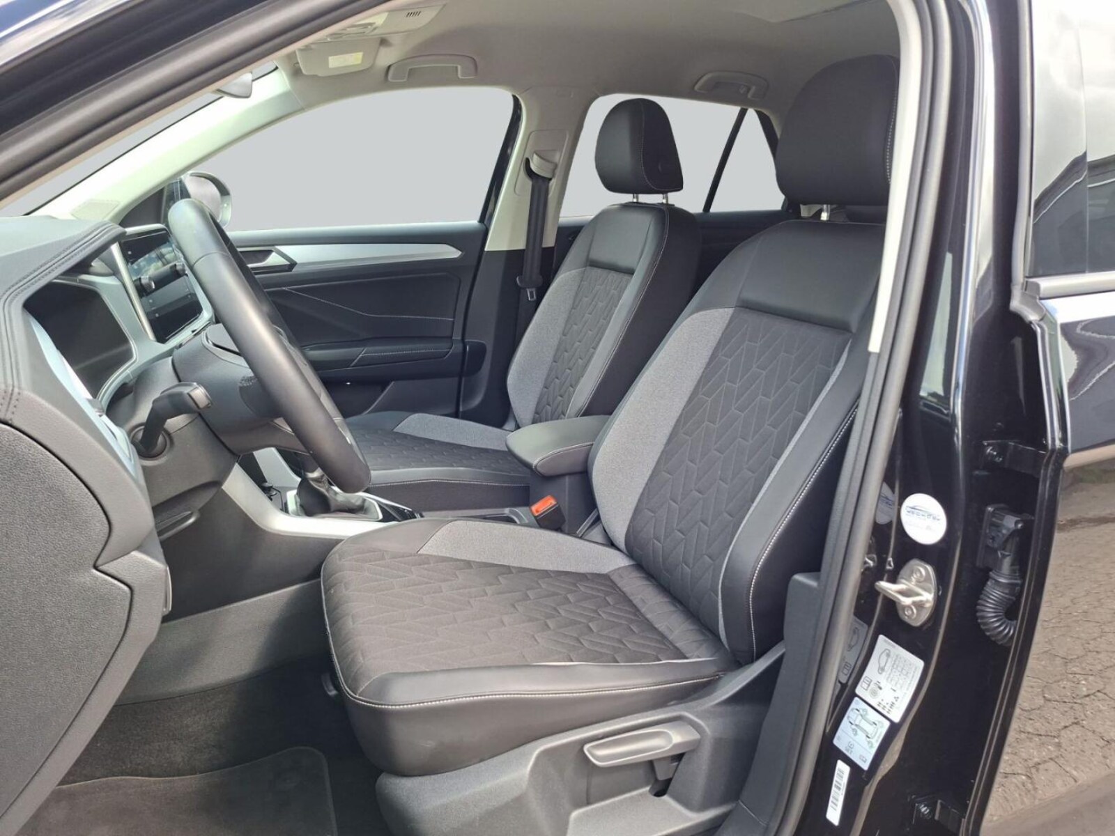 Volkswagen T-Roc – Bild 12