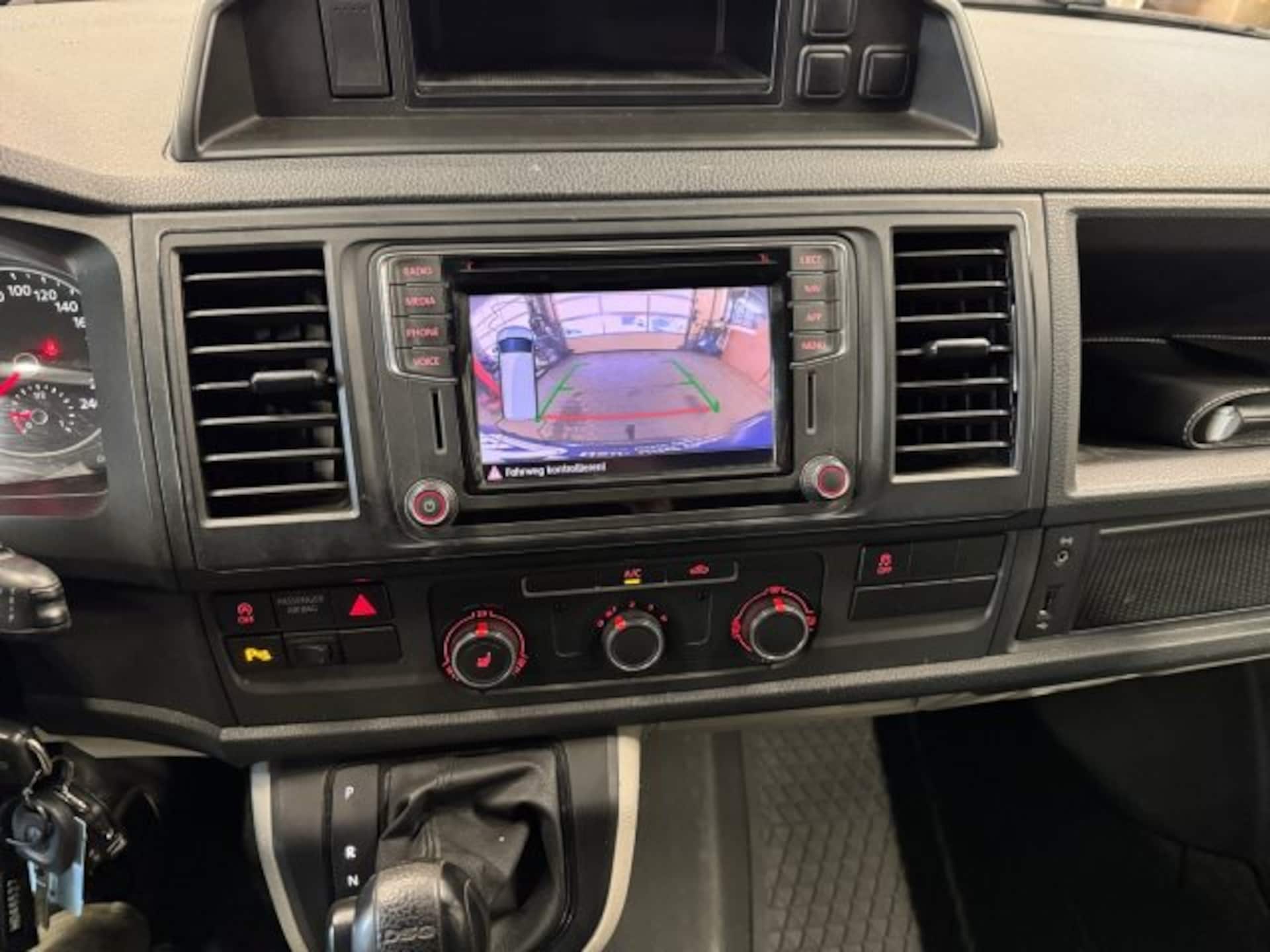 Volkswagen T6 Transporter Kasten langer Radstand
