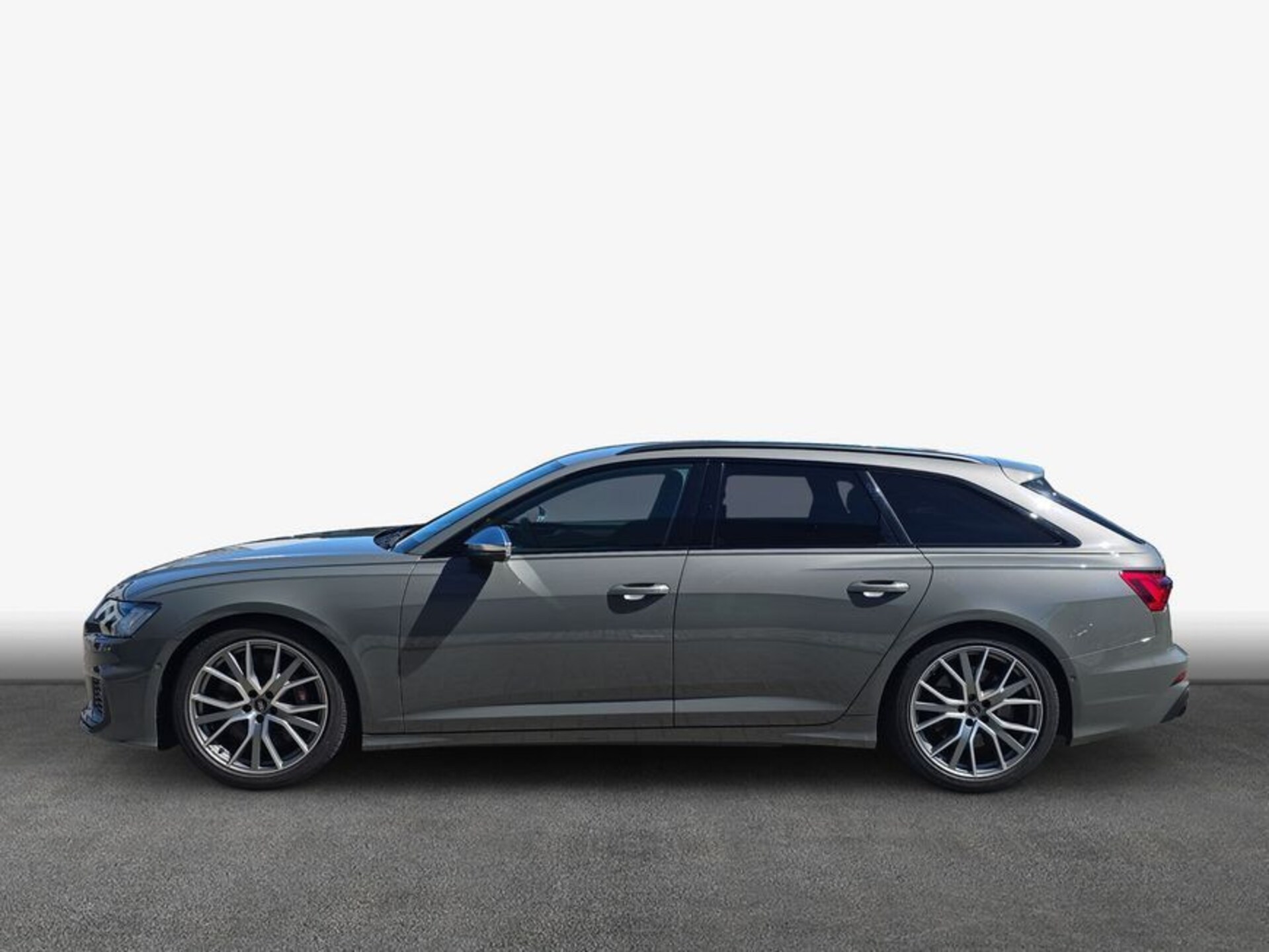 Audi S6 Avant