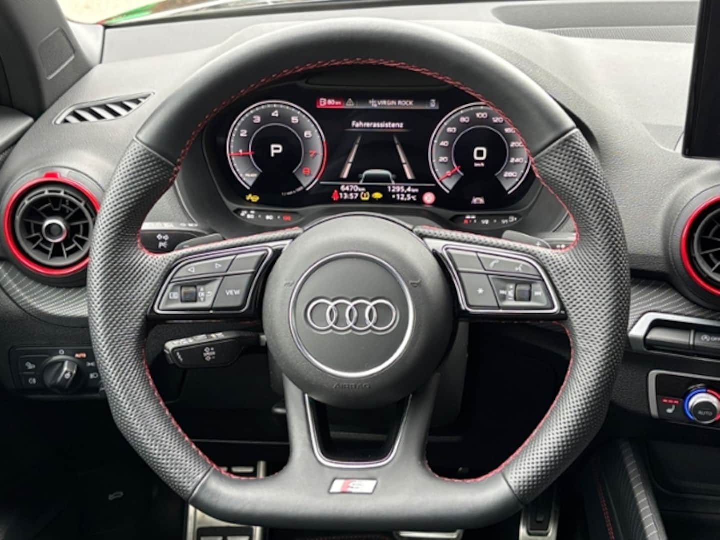 Bild über Audi Q2 S line 35 TFSI S tronic - für weitere Informationen kontaktieren Sie den Audi Partner