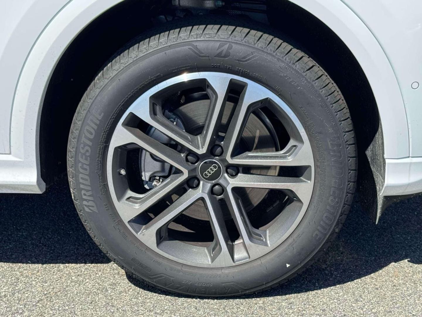 2025 Audi Q5 Premium - Photo 6