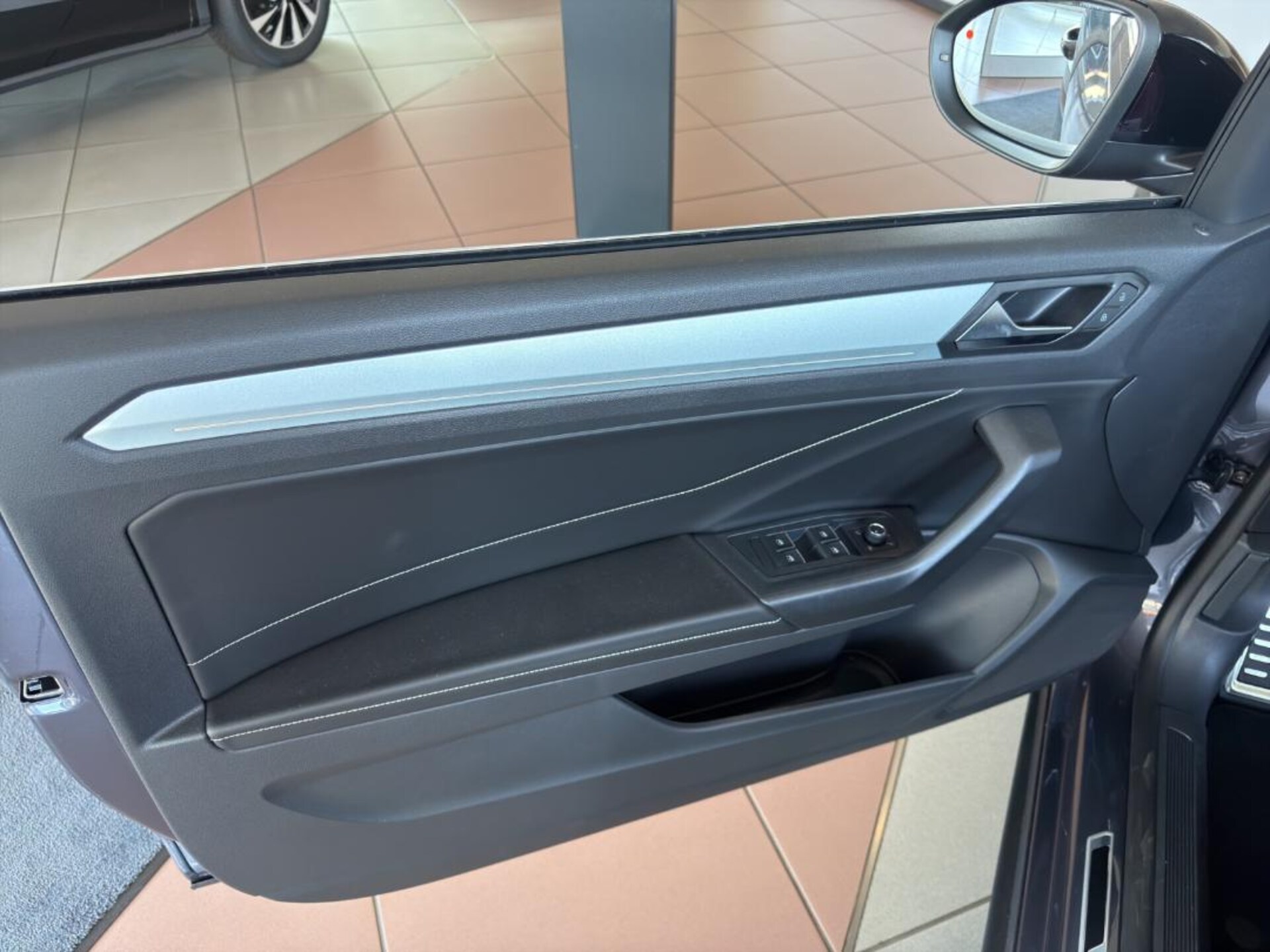 Volkswagen T-Roc Cabriolet Style