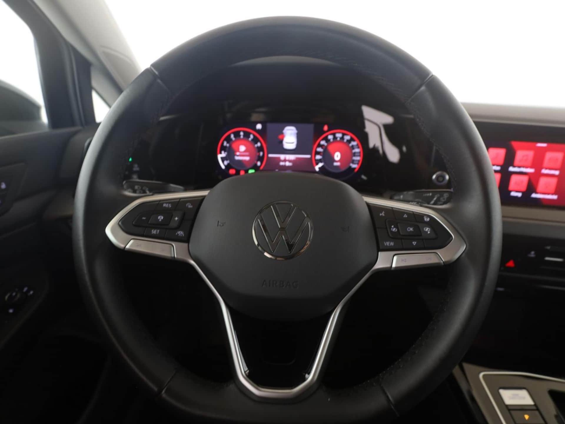 Volkswagen Golf Style