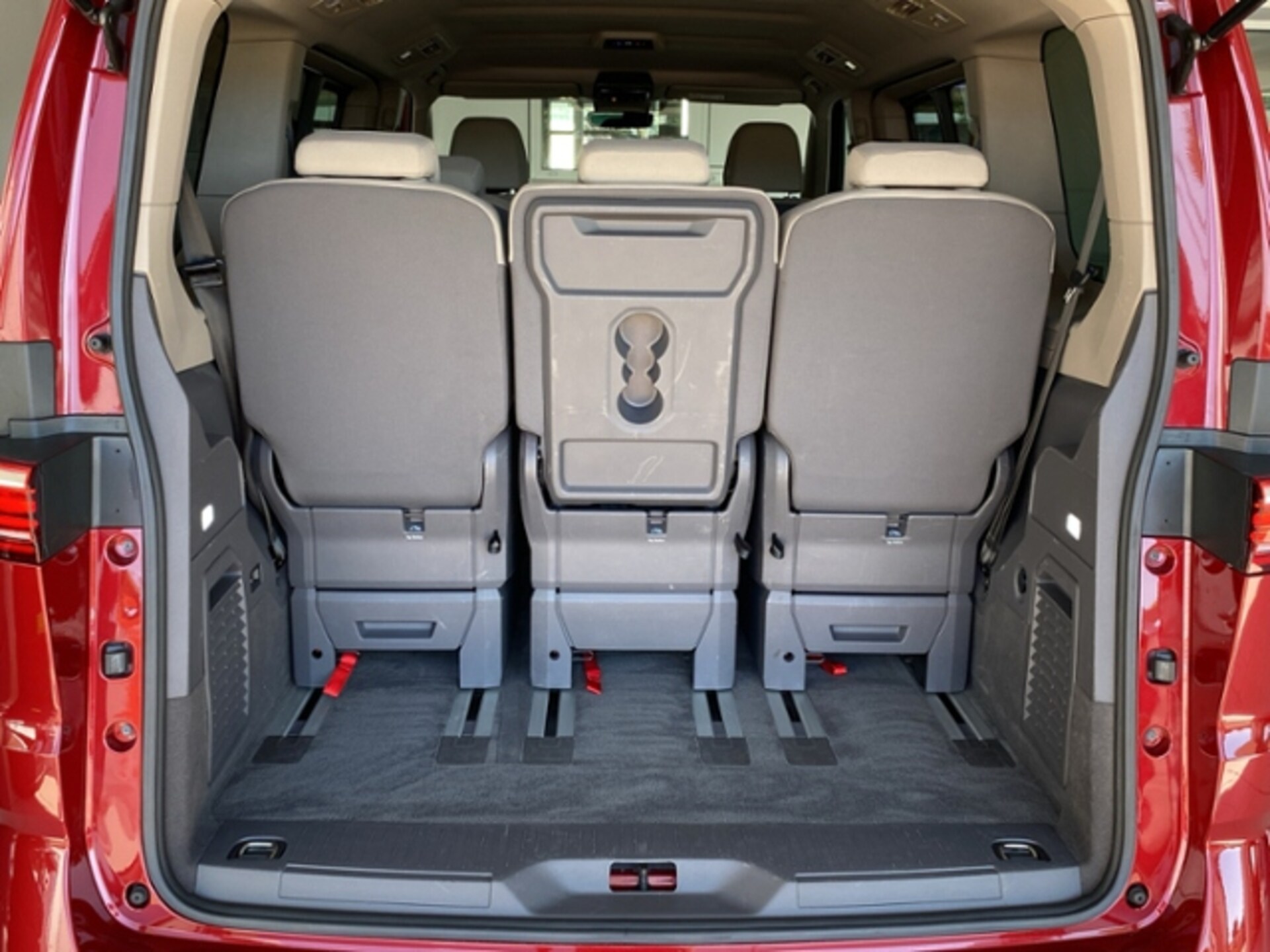 Volkswagen Multivan Basis-Modell