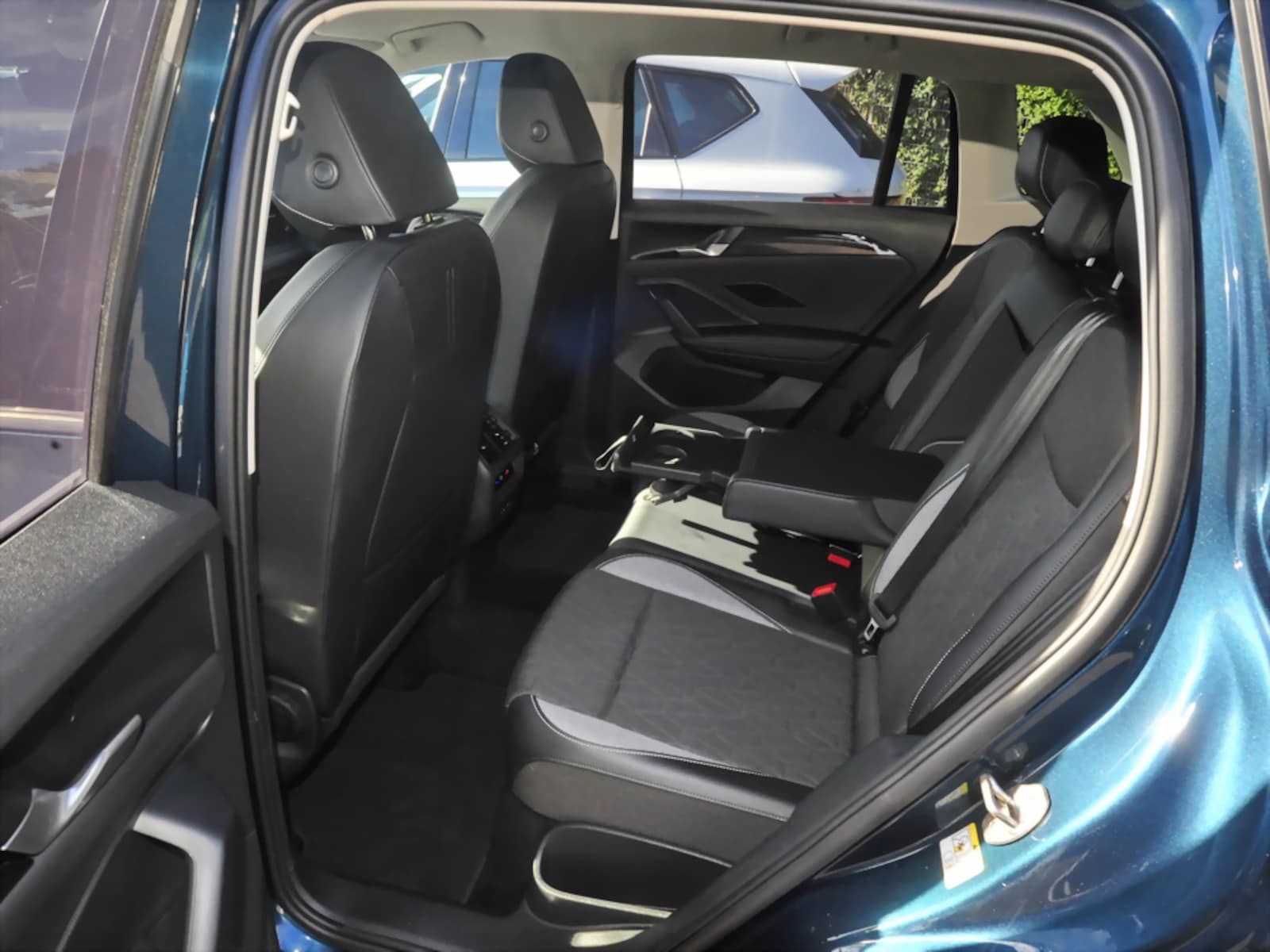Volkswagen Tiguan – Bild 9