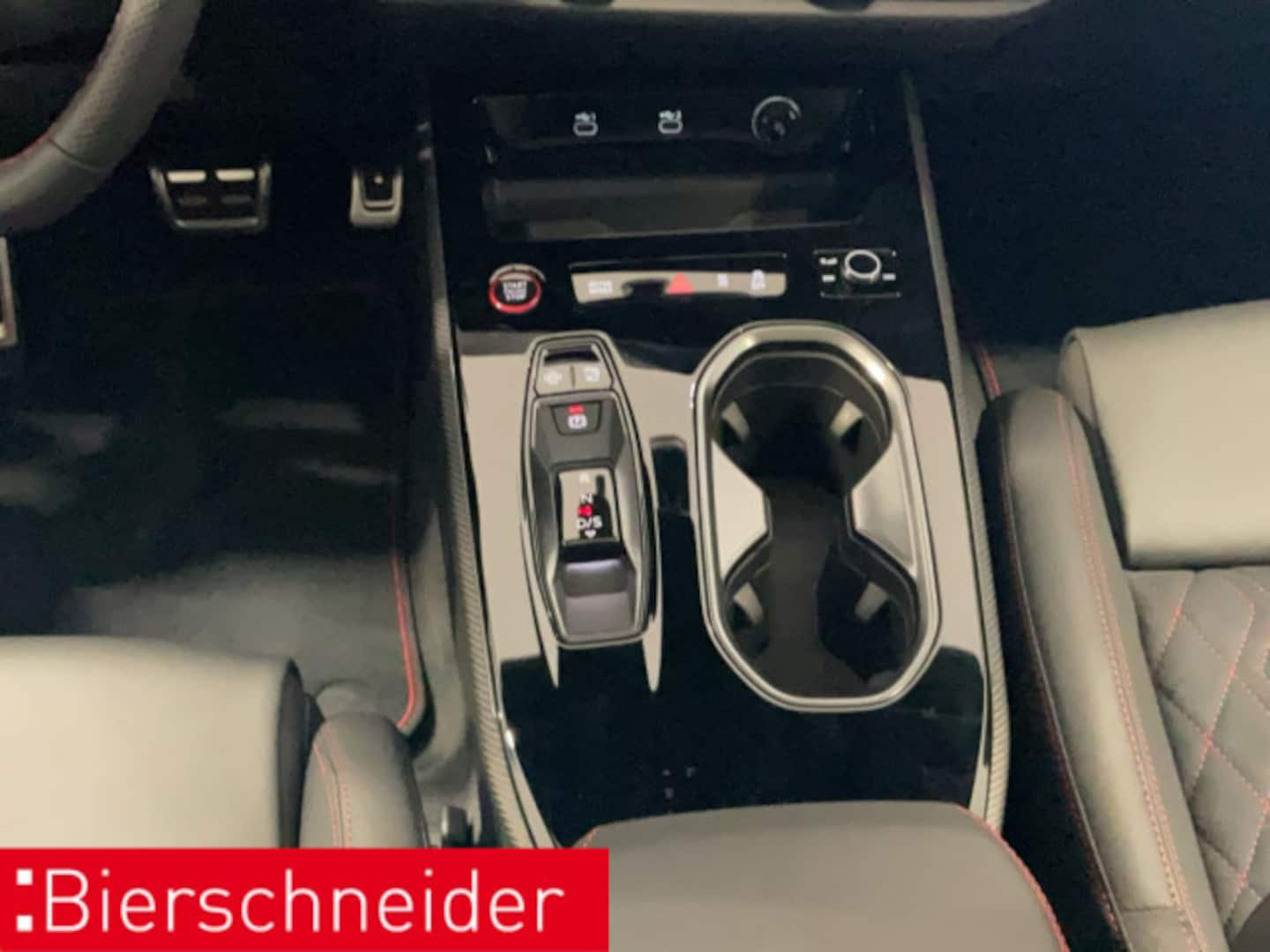 Bild über Audi A6 Avant TDI quattro 220 kW S tronic - für weitere Informationen kontaktieren Sie den Audi Partner