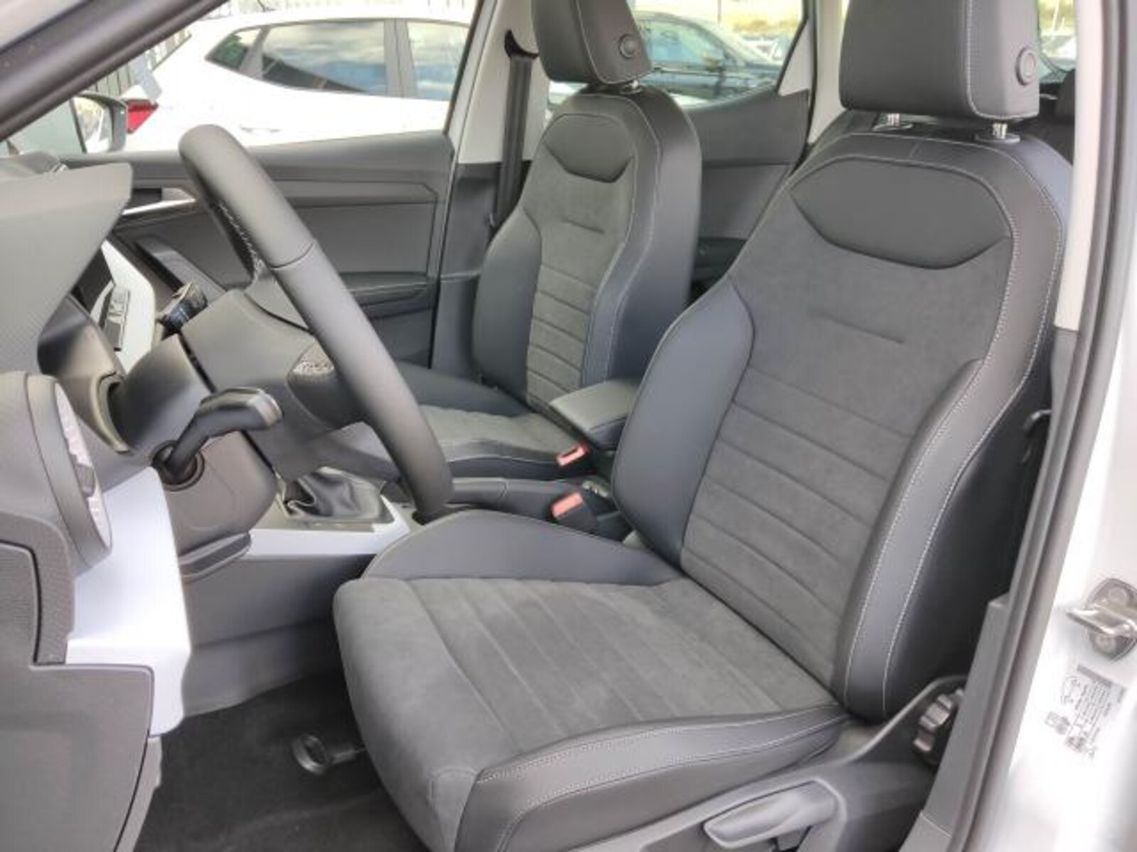 SEAT Arona – Bild 7
