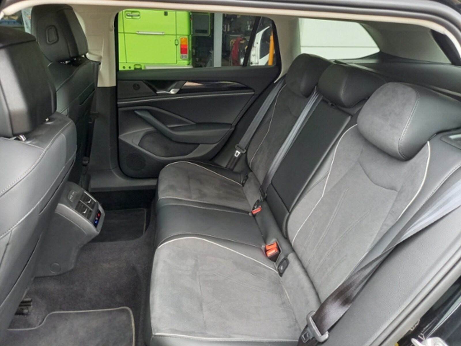Volkswagen Passat – Bild 8
