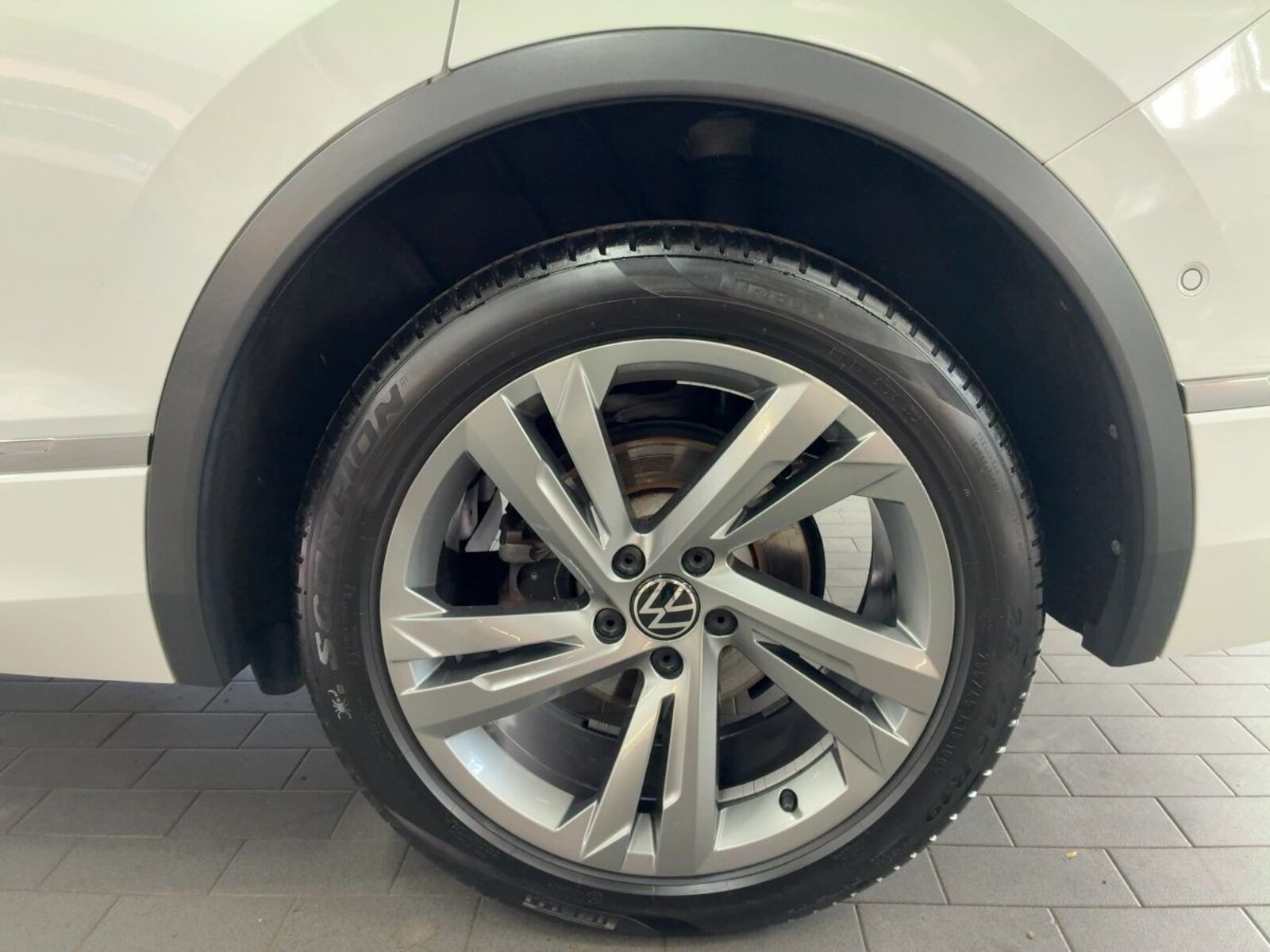 Volkswagen Tiguan Allspace – Bild 11