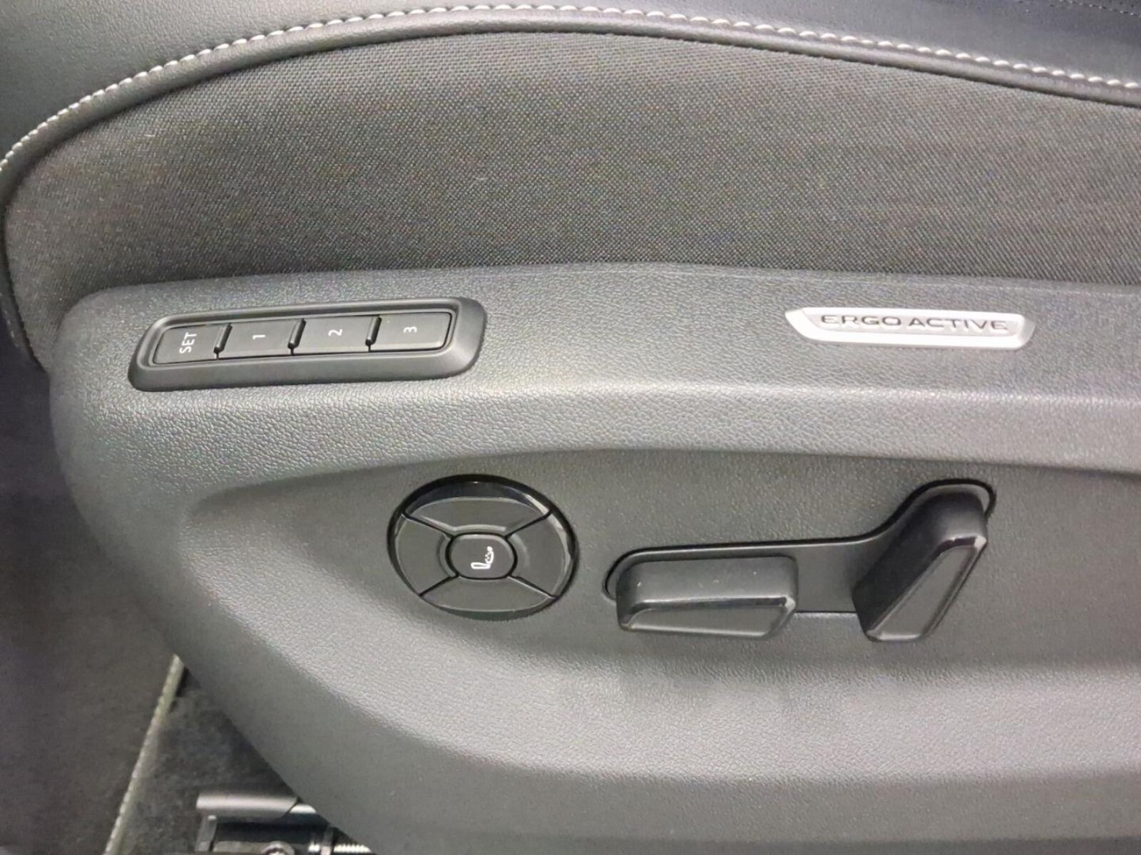 Volkswagen Tiguan – Bild 19