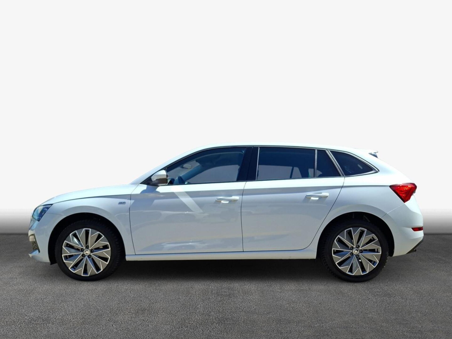 Skoda Scala Tour