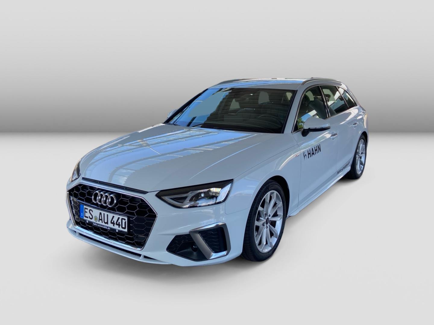 Bild über Audi A4 Avant S line 35 TFSI S tronic - für weitere Informationen kontaktieren Sie den Audi Partner