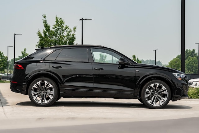 2026 Audi Q8