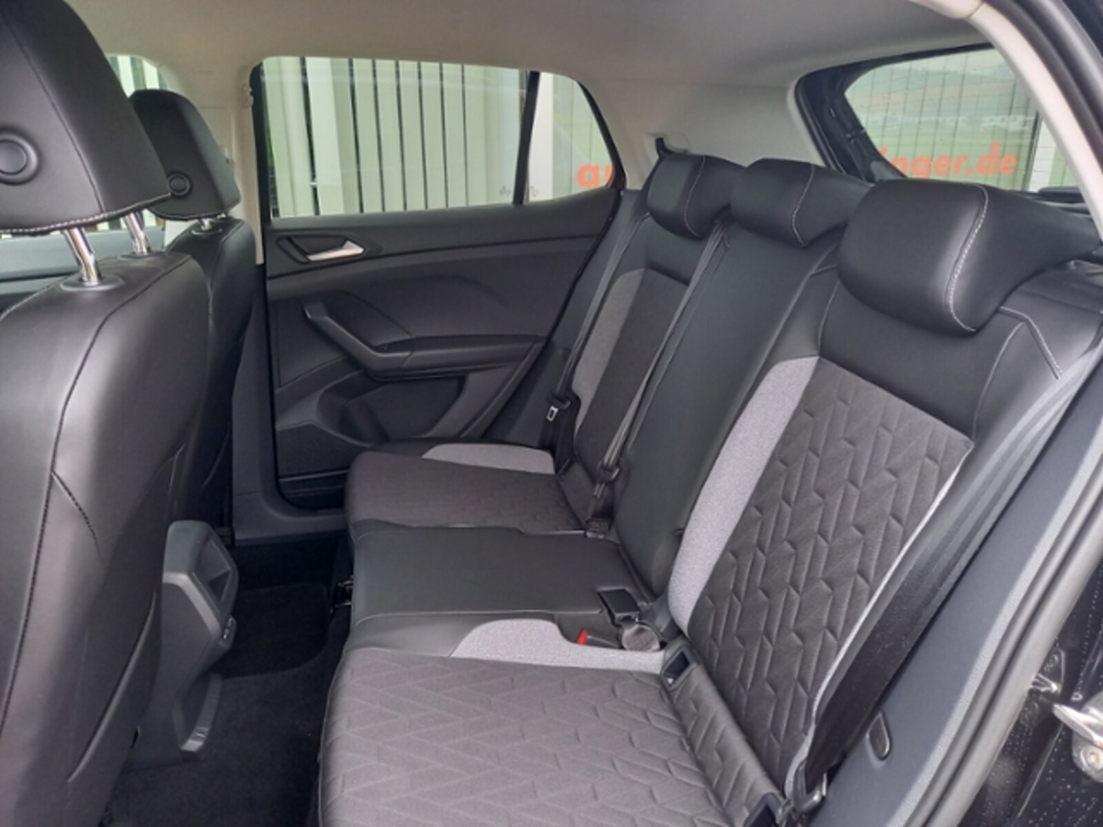 Volkswagen T-Cross – Bild 7