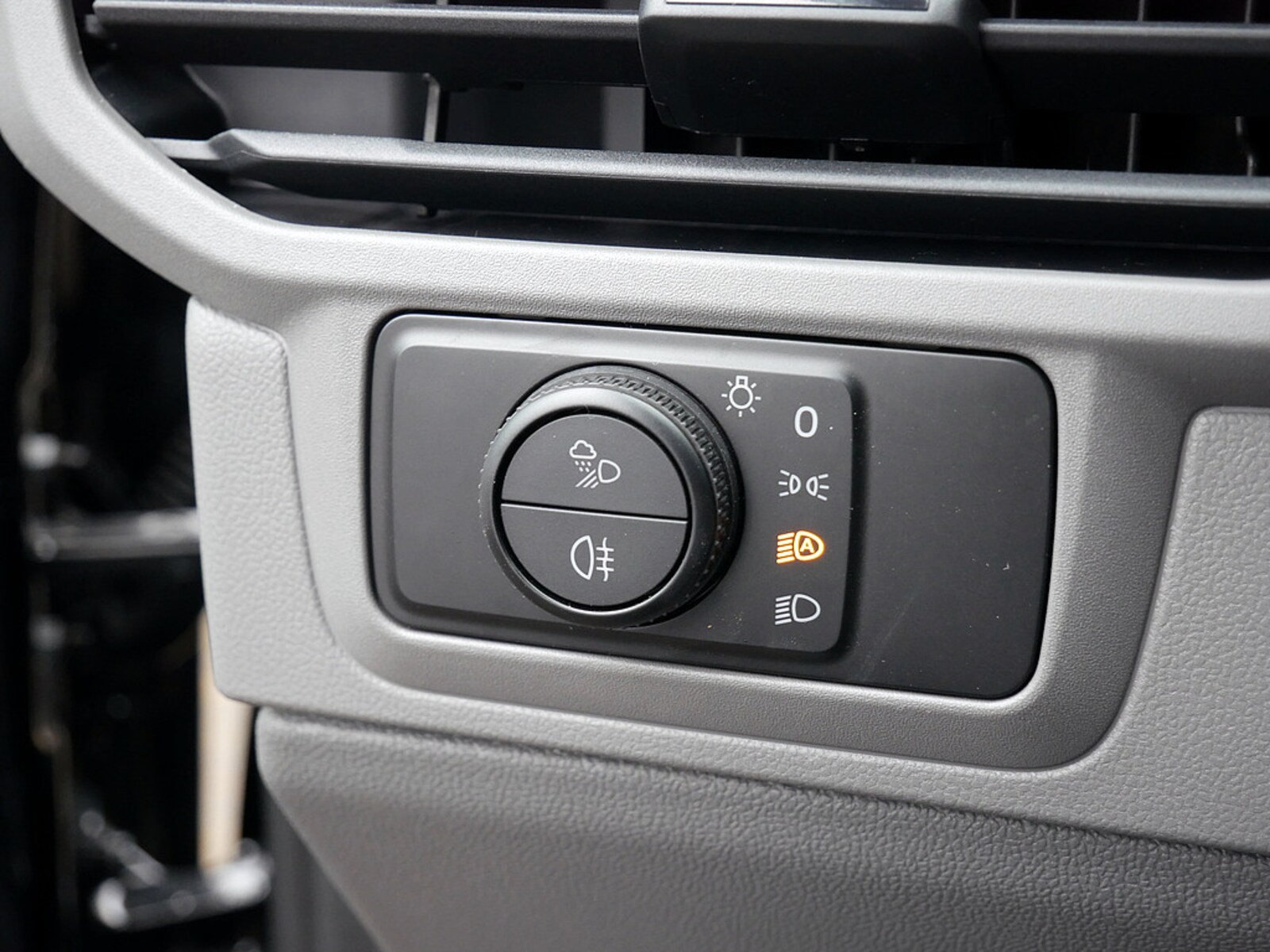 Volkswagen Transporter Kasten kurzer Radstand – Bild 27