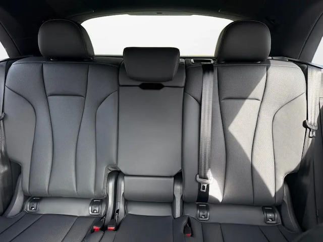 2026 Audi Q8 Premium Plus - Photo 12