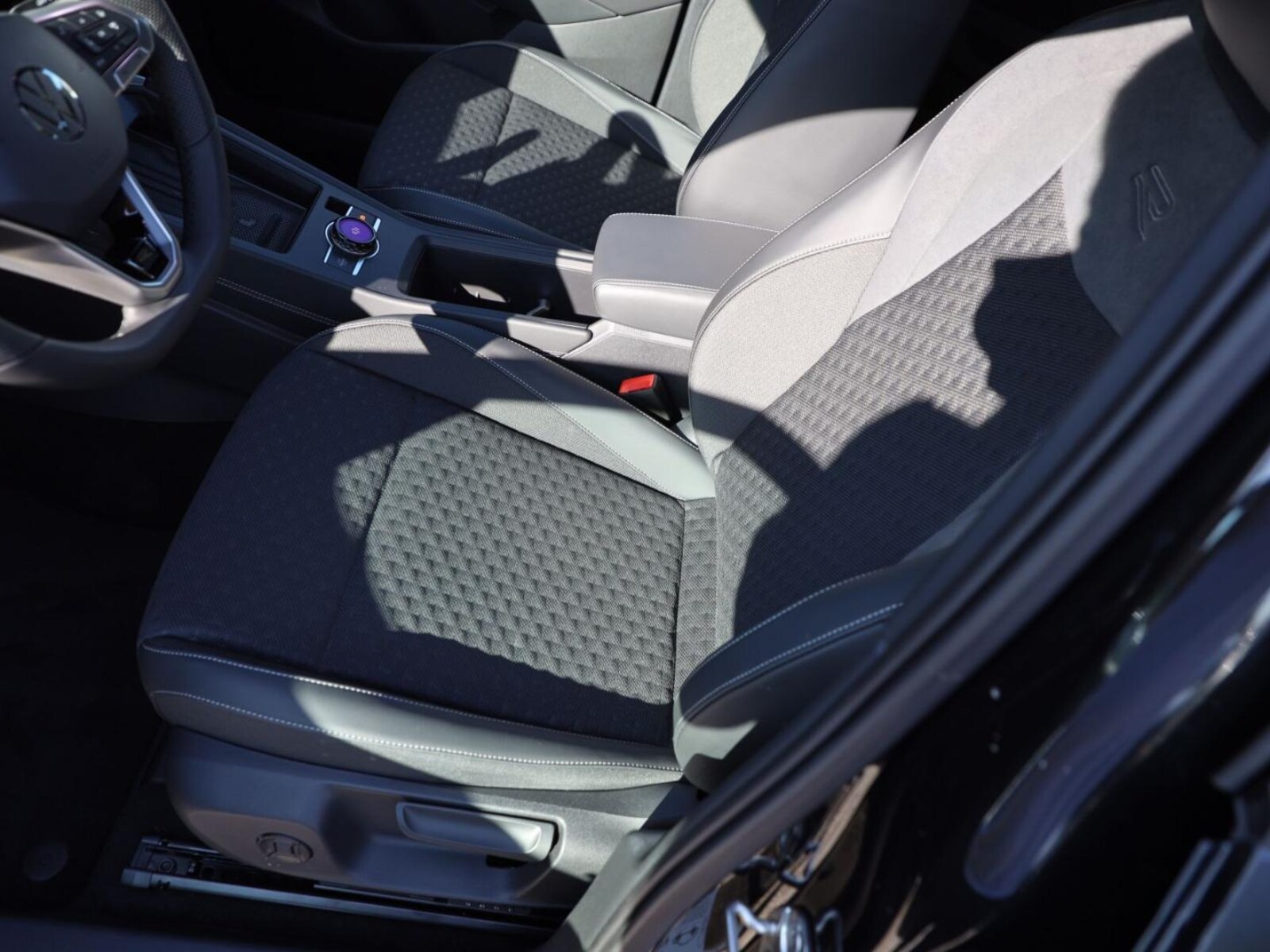 Volkswagen T-Roc – Bild 13