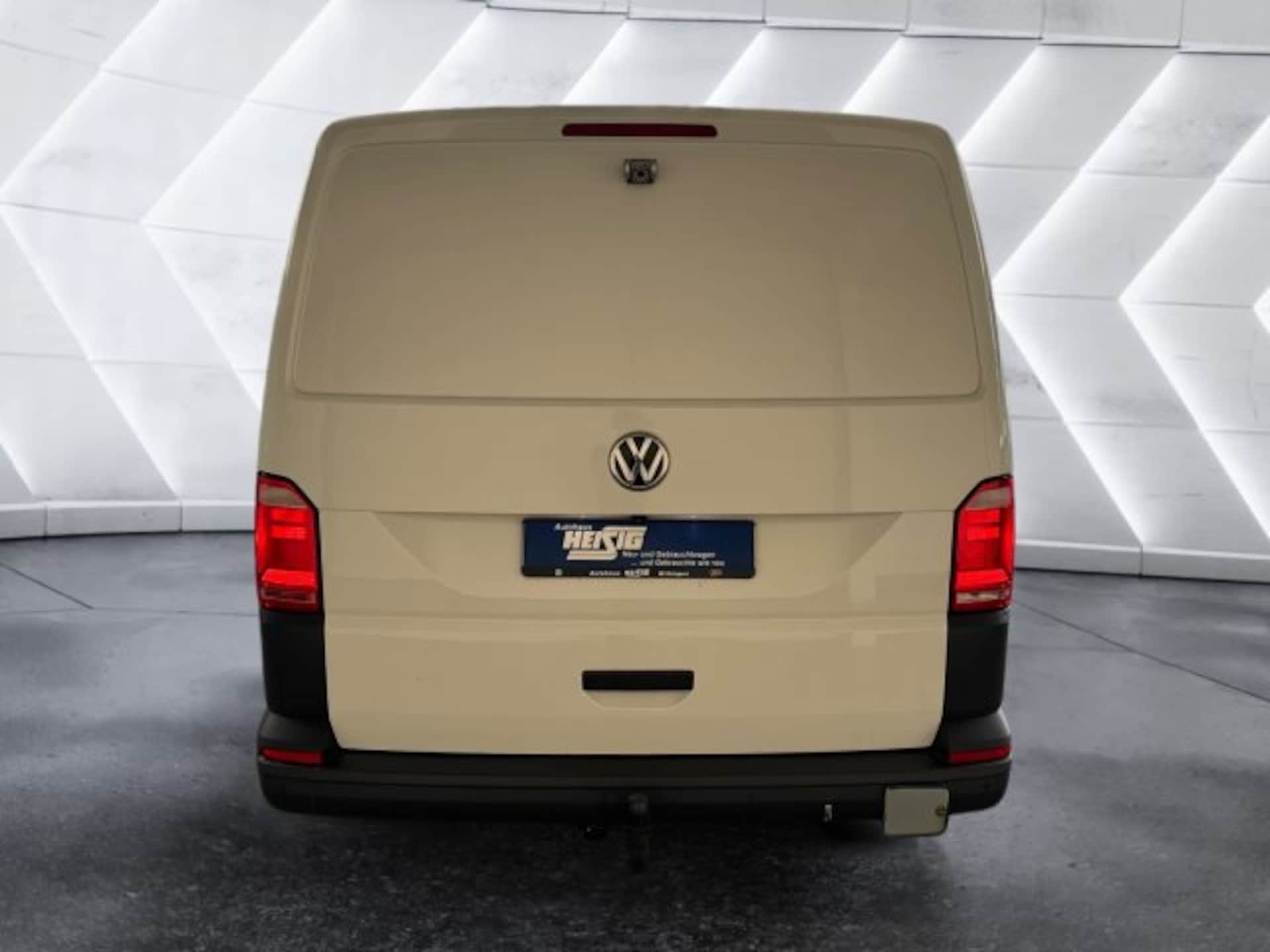 Volkswagen T6 Transporter Kasten langer Radstand