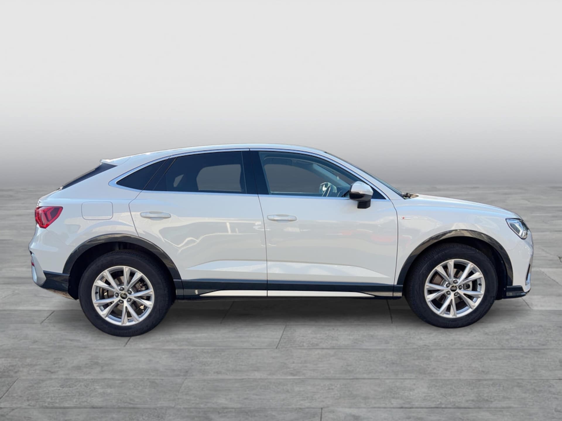 Audi Q3 Sportback S line