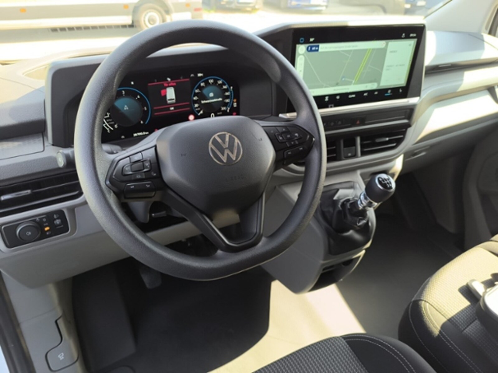 Volkswagen Transporter Kasten langer Radstand – Bild 10