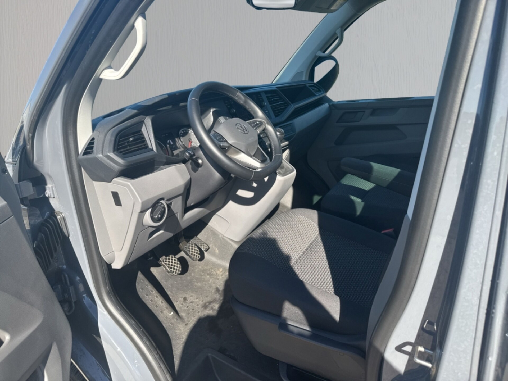Volkswagen T6.1 Transporter Kombi kurzer Radstand