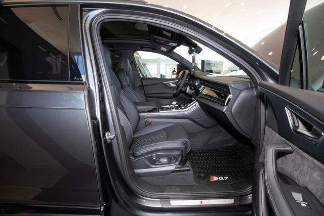2026 Audi SQ7 Premium Plus - Photo 29
