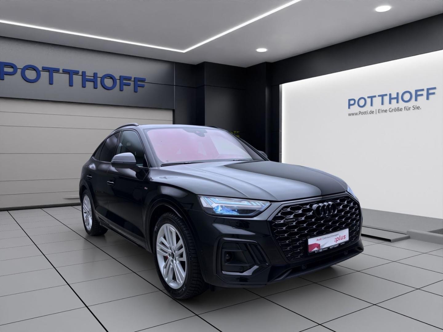 Bild über Audi Q5 Sportback TFSI e S line business 55 TFSI e quattro S tronic - für weitere Informationen kontaktieren Sie den Audi Partner