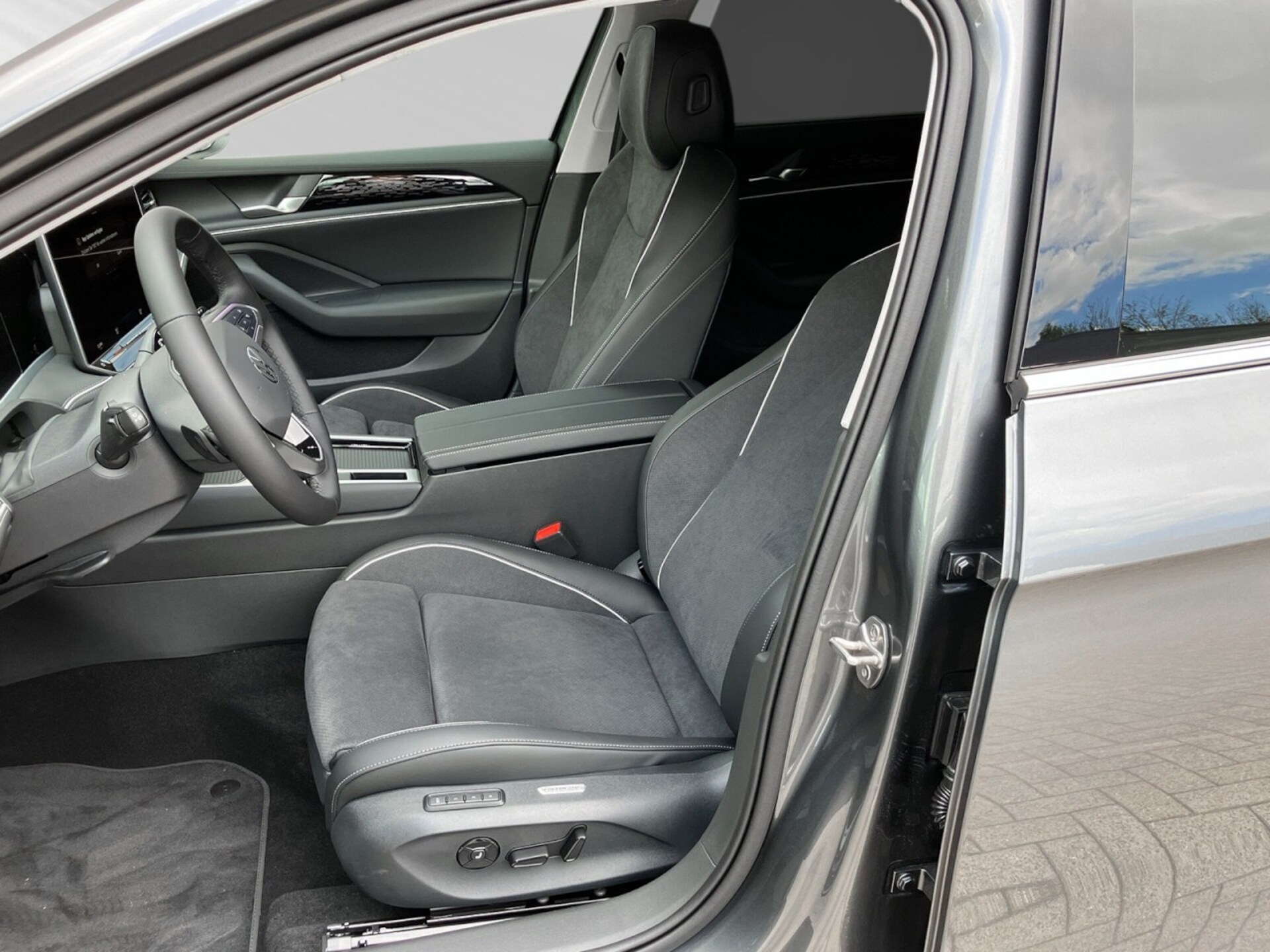 Volkswagen Passat Elegance