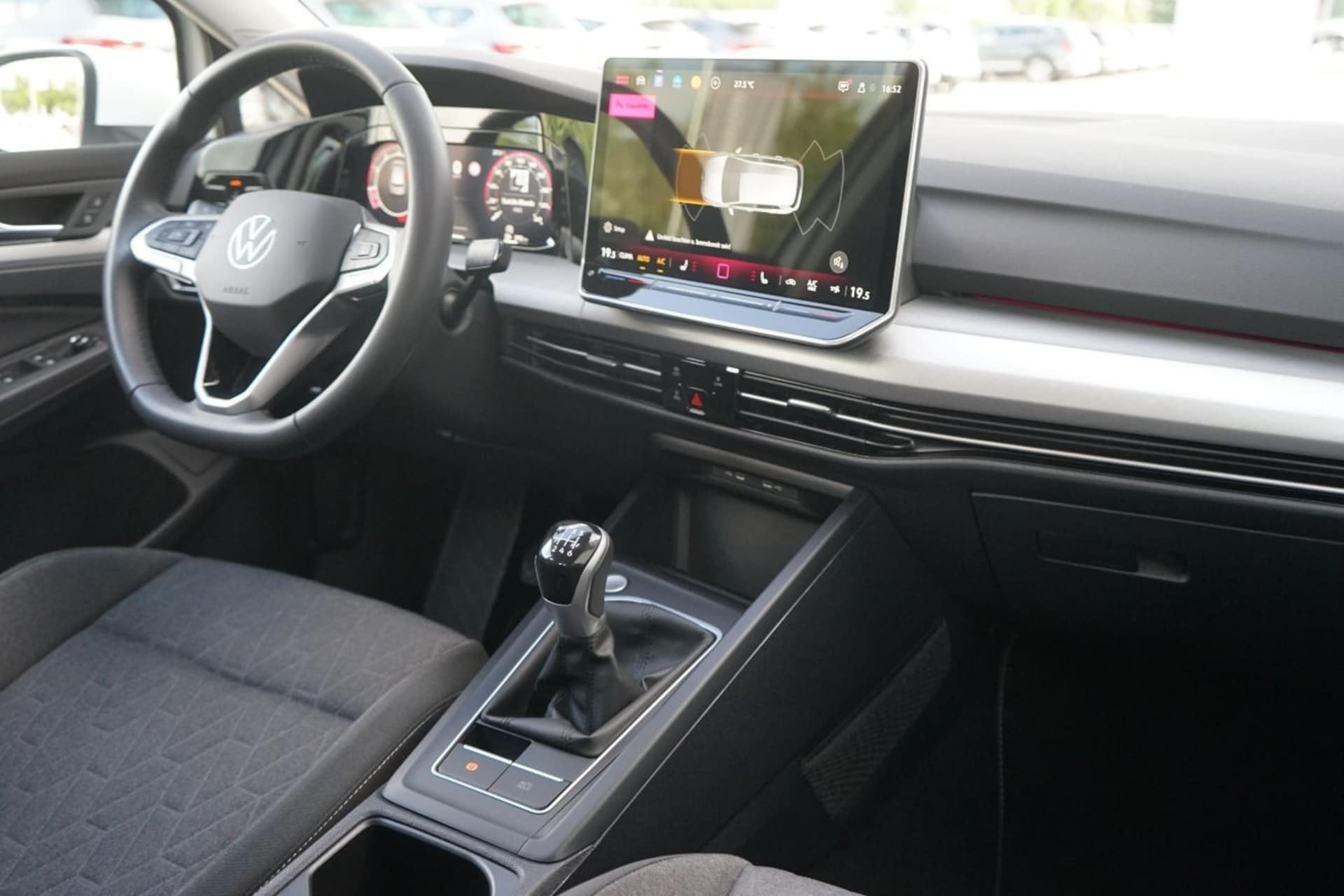Volkswagen Golf Life