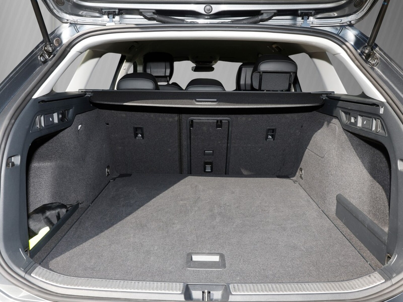 Volkswagen Passat – Bild 7