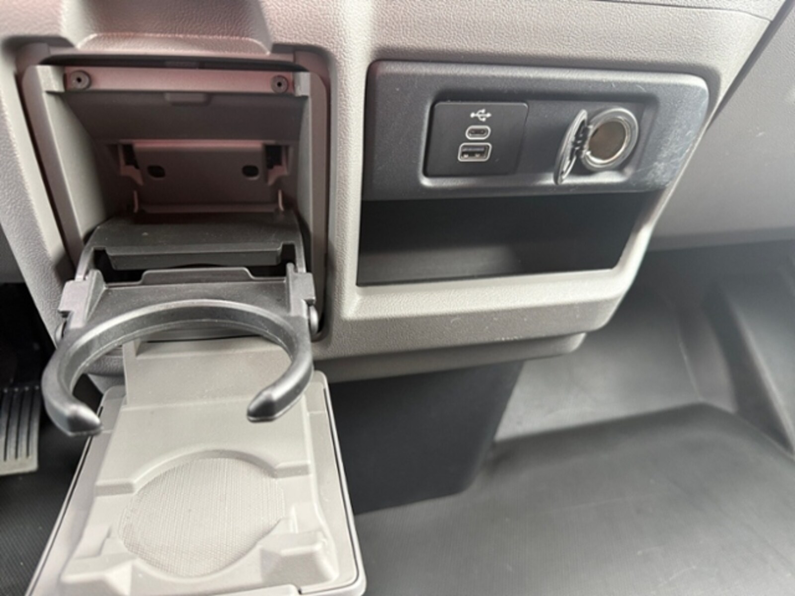 Volkswagen Transporter Kasten kurzer Radstand – Bild 19