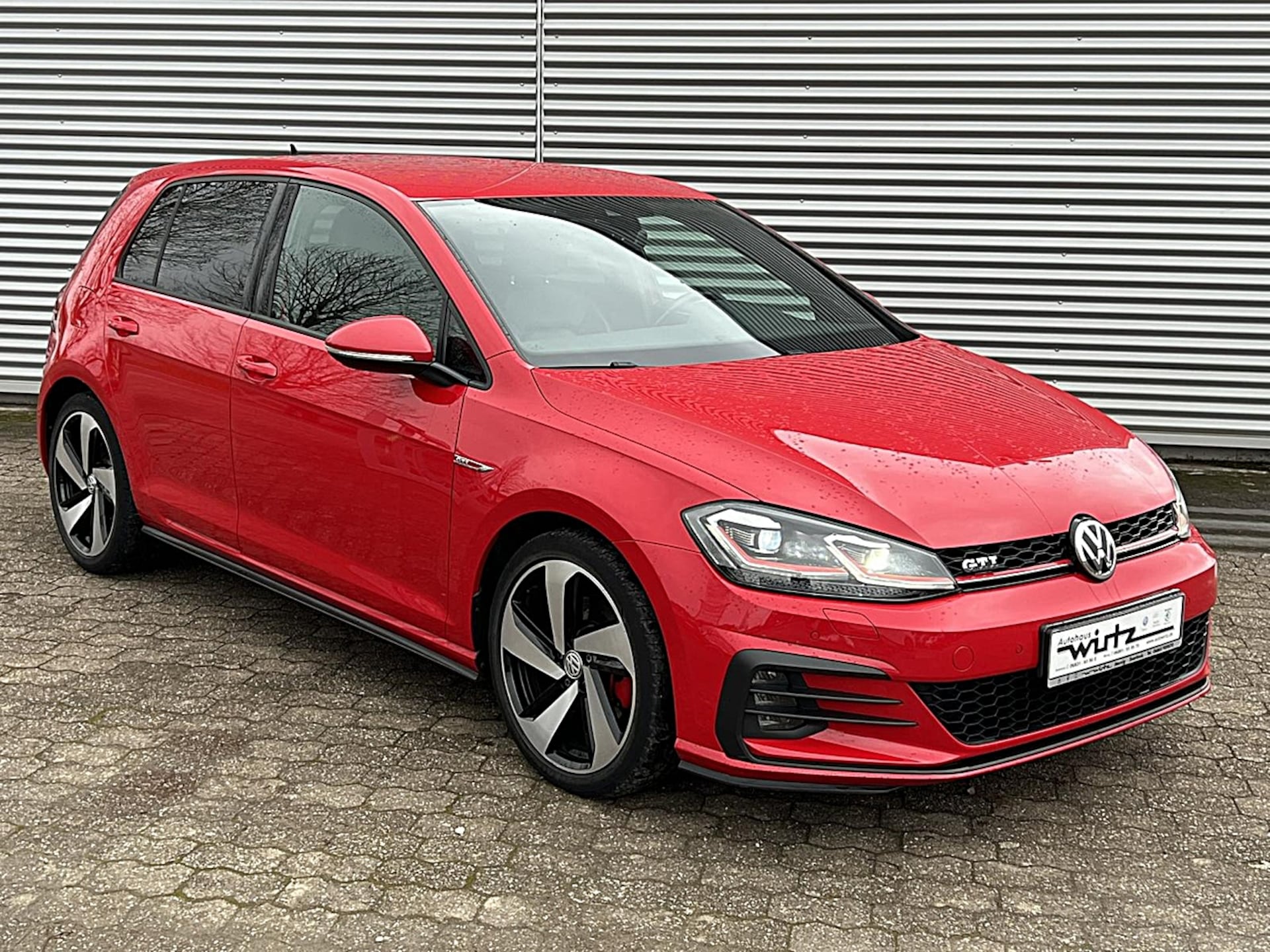 Volkswagen Golf GTI