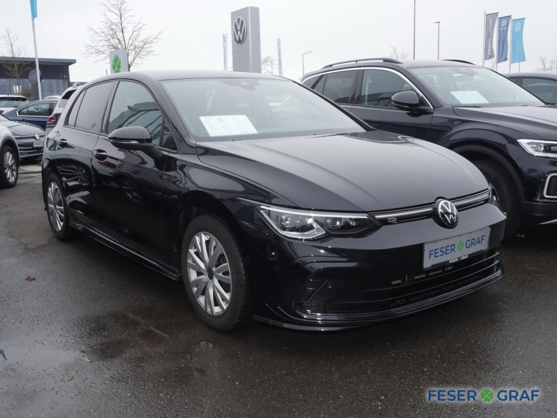 Volkswagen Golf R-Line