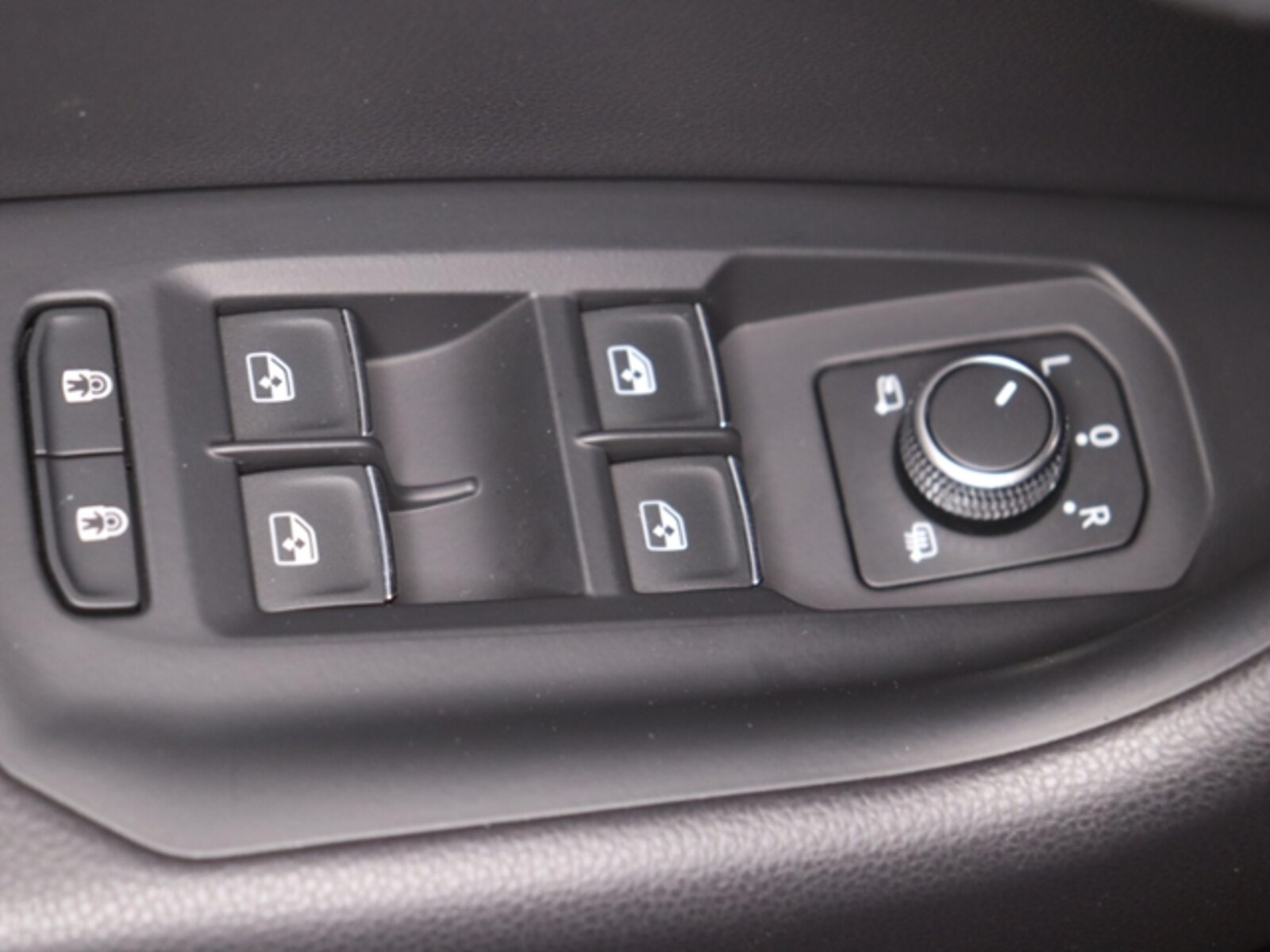 Volkswagen Touareg – Bild 13