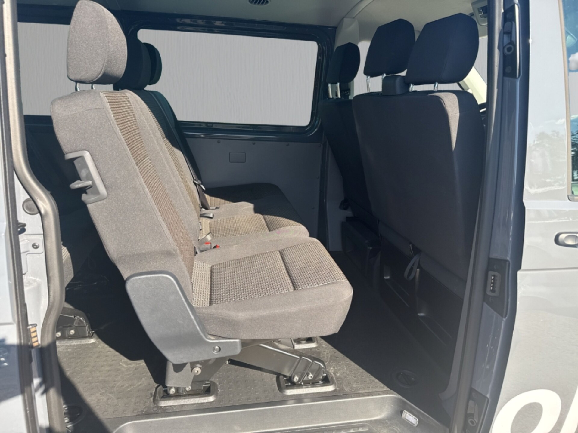 Volkswagen T6.1 Transporter Kombi kurzer Radstand