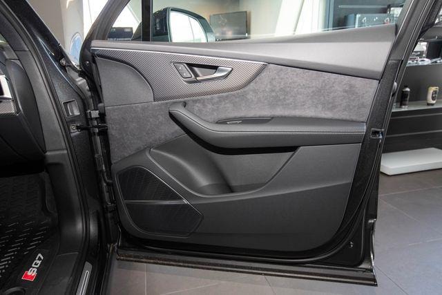 2026 Audi SQ7 Premium Plus - Photo 30