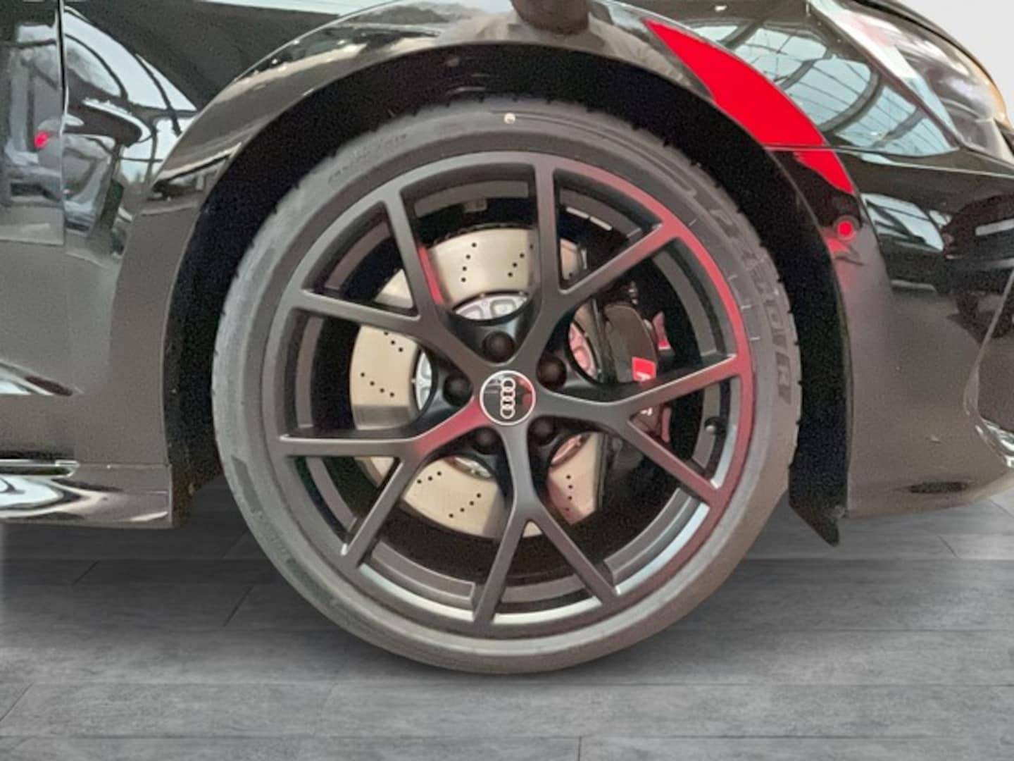 Bild über Audi RS 3 Sportback TFSI quattro 294 kW S tronic - für weitere Informationen kontaktieren Sie den Audi Partner
