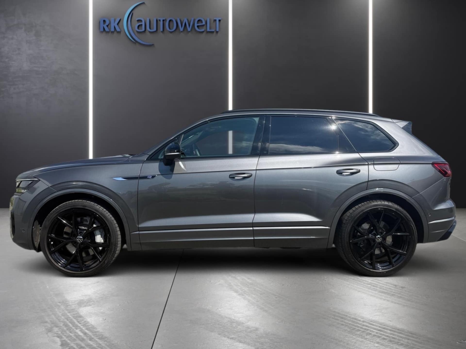 Volkswagen Touareg R