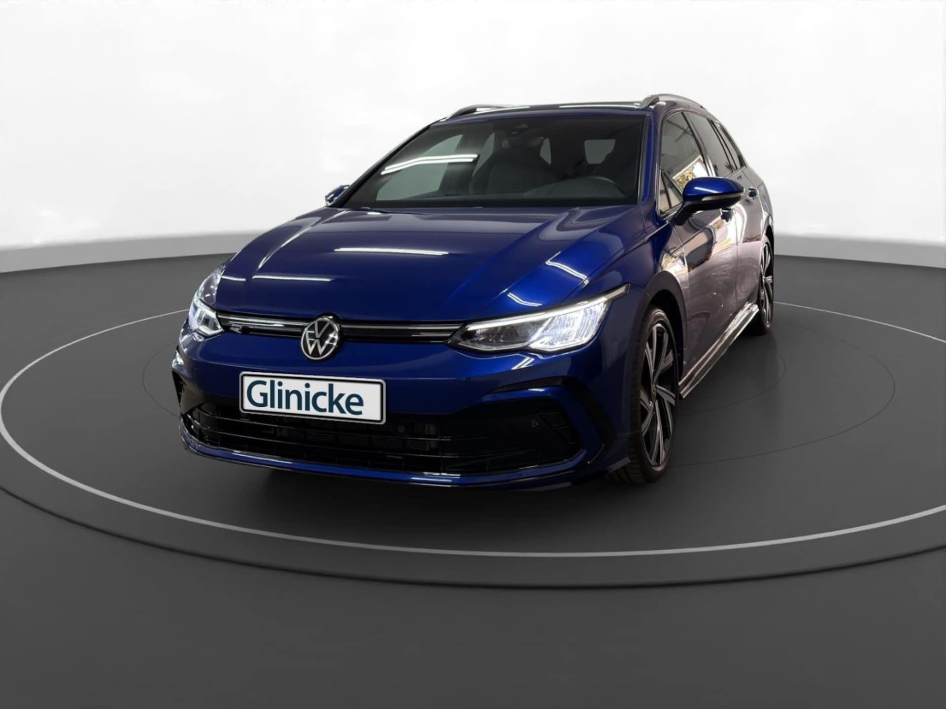 Volkswagen Golf Variant 2022 — Golf VIII Variant 1.5 TSI R-Line LED LM 18" Navi PDC vo+hi ACC