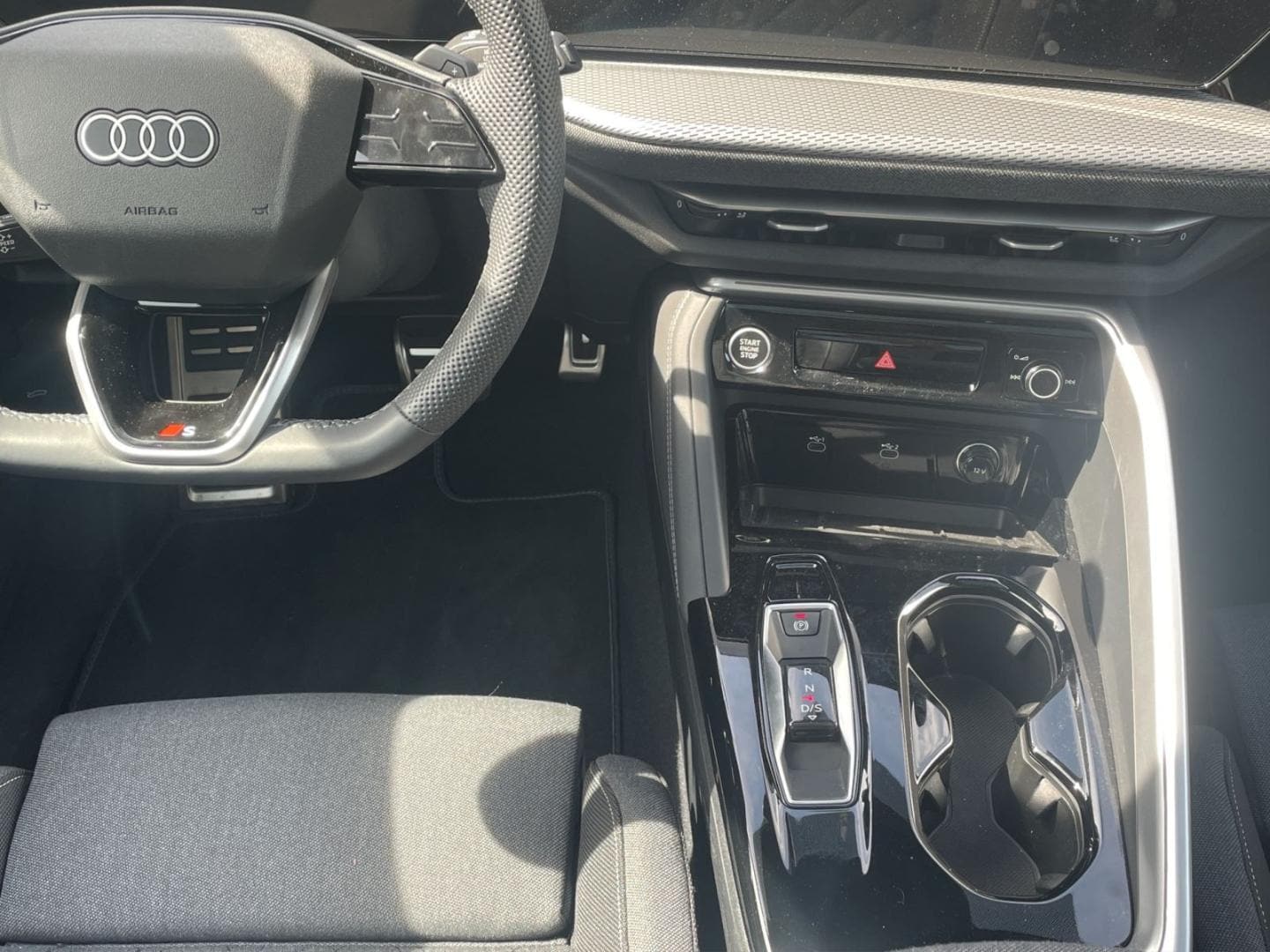 Bild über Audi Q5 SUV TDI quattro 150 kW S tronic - für weitere Informationen kontaktieren Sie den Audi Partner