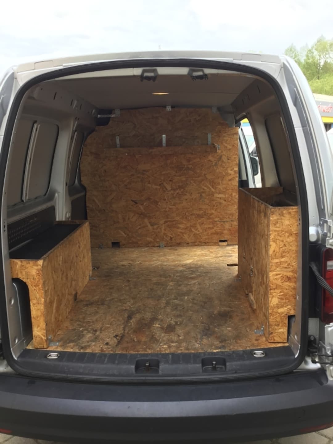 Volkswagen Caddy Maxi Kasten Basis-Modell