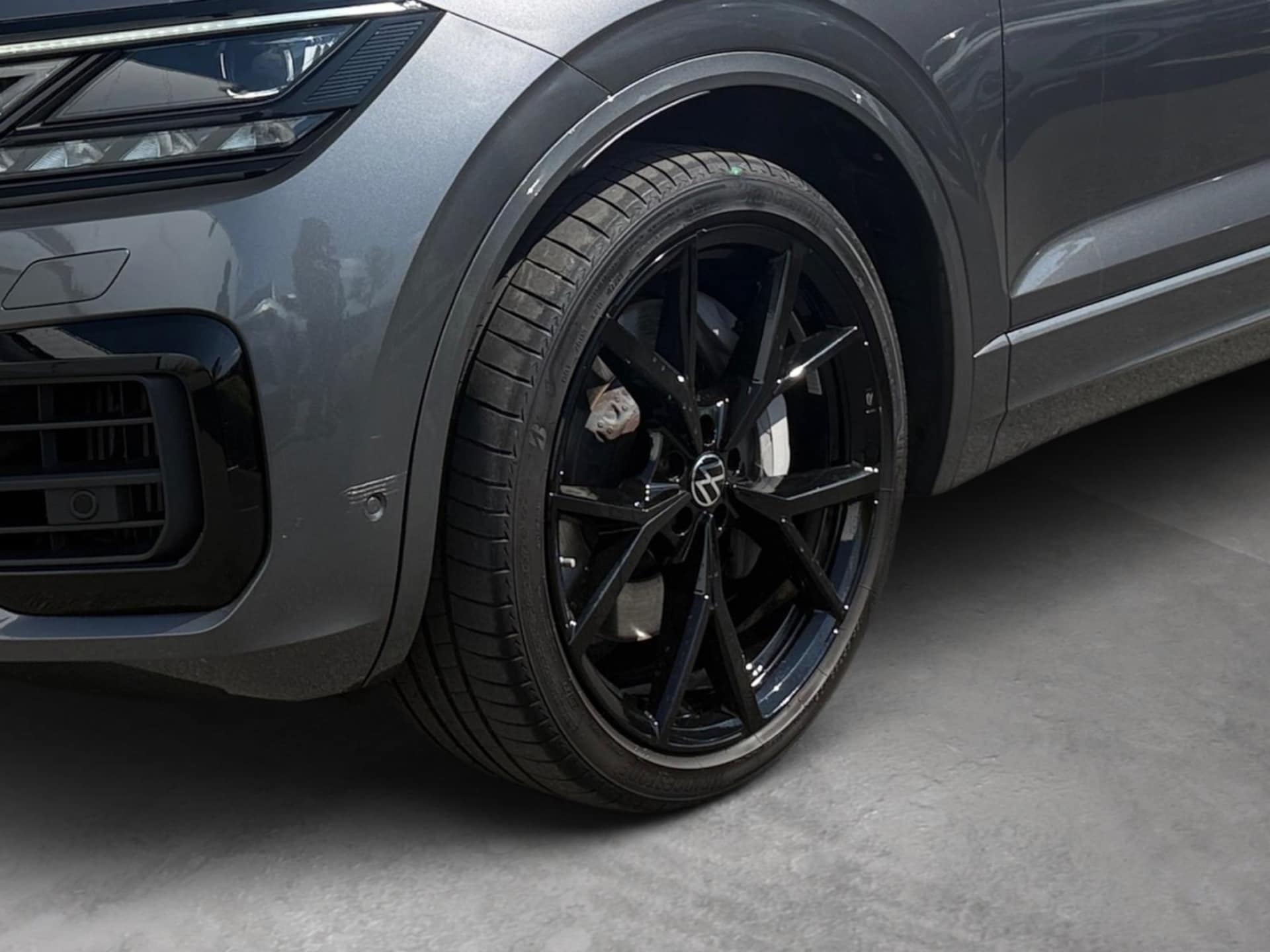 Volkswagen Touareg R