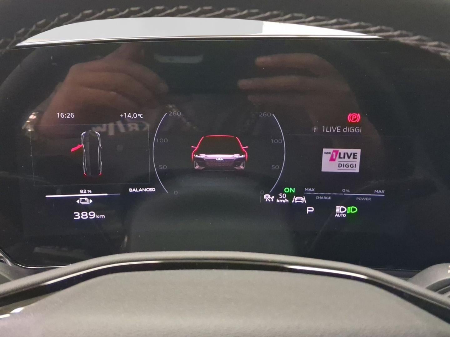 Bild über Audi A6 Avant e-tron e-tron - für weitere Informationen kontaktieren Sie den Audi Partner