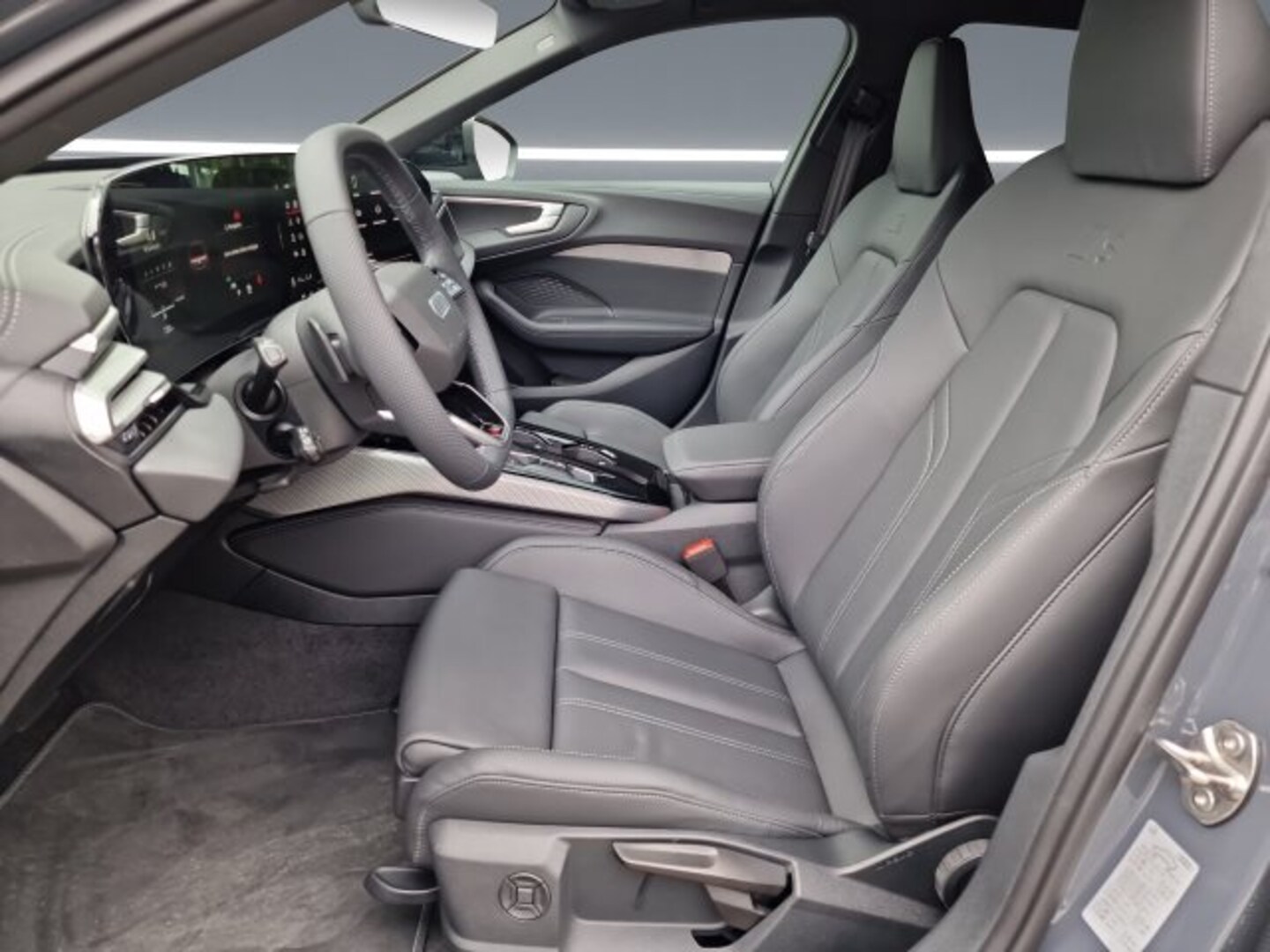 Bild über Audi A5 Avant TDI 150 kW S tronic - für weitere Informationen kontaktieren Sie den Audi Partner