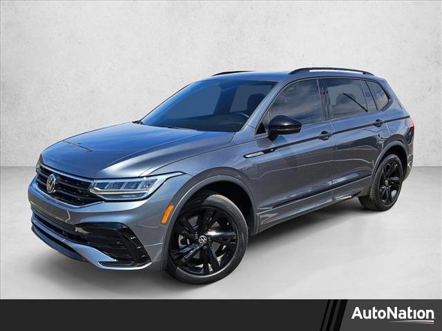 2023 Volkswagen Tiguan SE R-LINE BLACK
