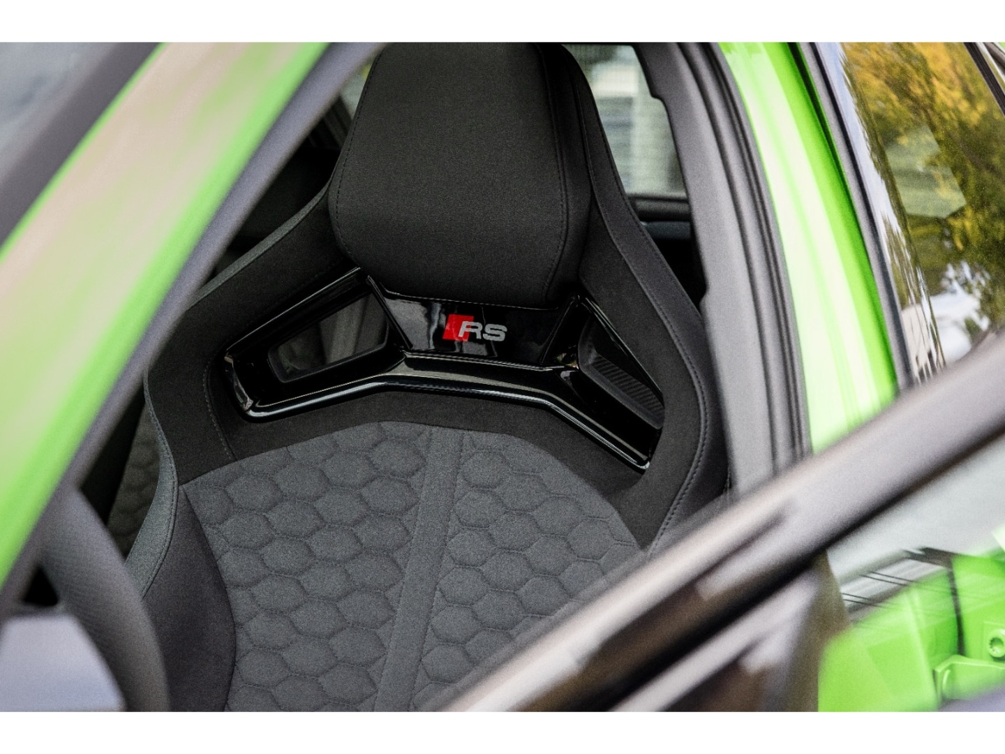 Bild über Audi RS 3 Sportback TFSI quattro 294 kW S tronic - für weitere Informationen kontaktieren Sie den Audi Partner